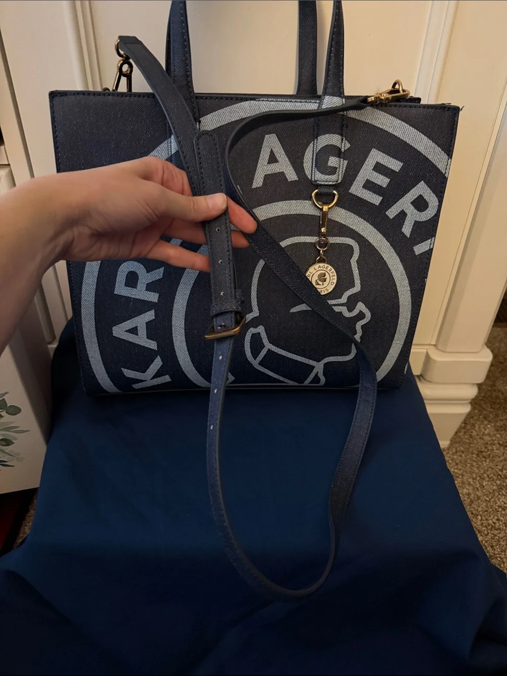 Karl Lagerfeld Navy and Light Blue Logo Tote with Charm